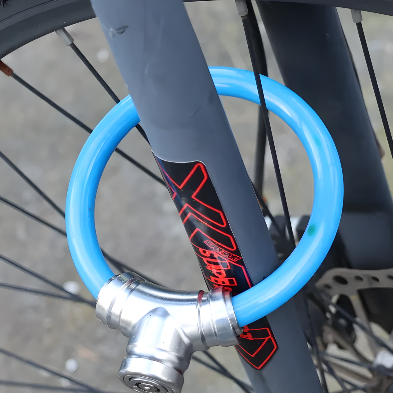 CâbleGuard – Antivol à câble pour vélo et trottinette | Serrure à clé
