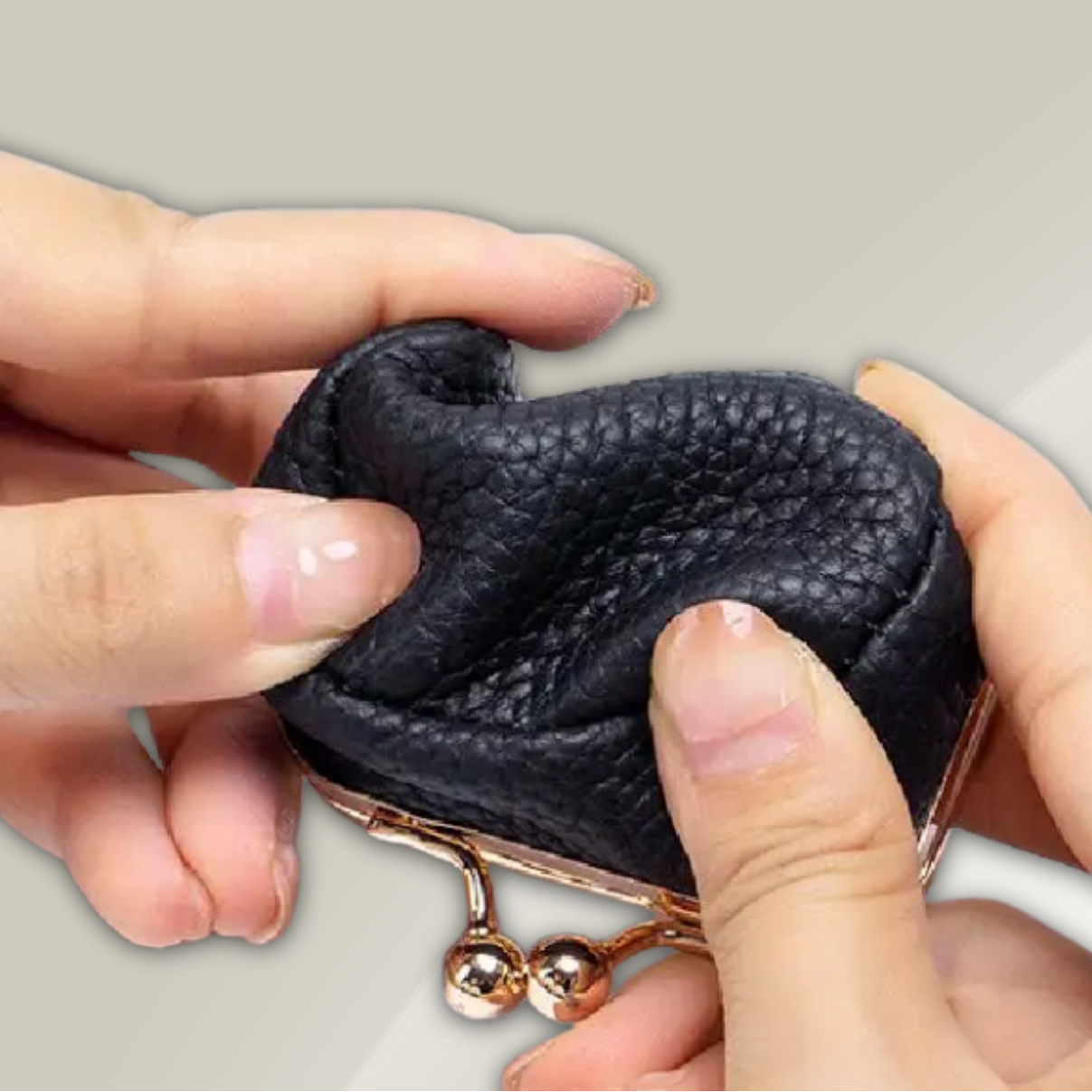ÉcrinVoyage – Écrin à bijoux compact pour voyage | Cuir véritable | Anti-enchevêtrement