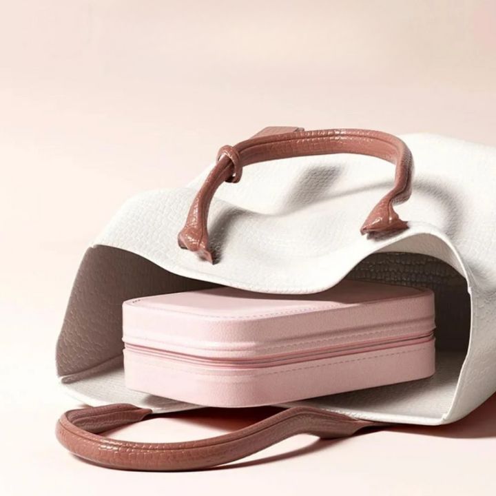 BelleTrousse — Trousse de Maquillage avec Miroir LED Intégré | 3 Modes d’Éclairage | Rechargeable USB